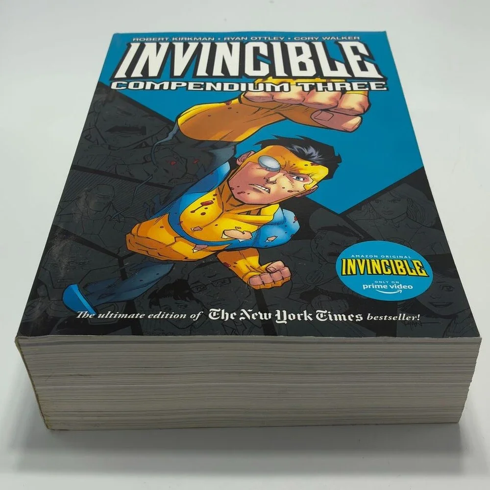 Invincible Compendium 1-3 by Robert Kirkman Paperback - Superhero English